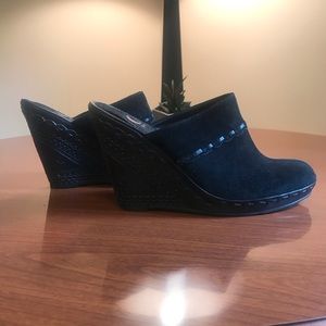 Winter Suede Mule/Clog